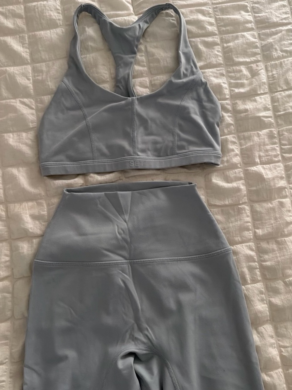 SET ACTIVE SPORTBODY SPORTY HIGH-RISE LEGGINGS AND CONTOUR BRA SET